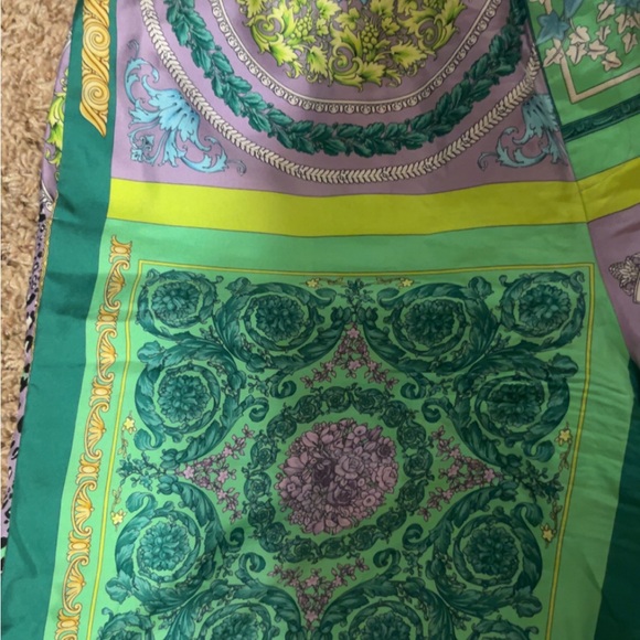 Versace Men’s shorts size 52 L/XL - Picture 4 of 6